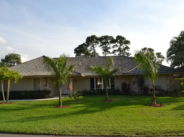 10 Glencairn Rd, Palm Beach Gardens, FL 33418