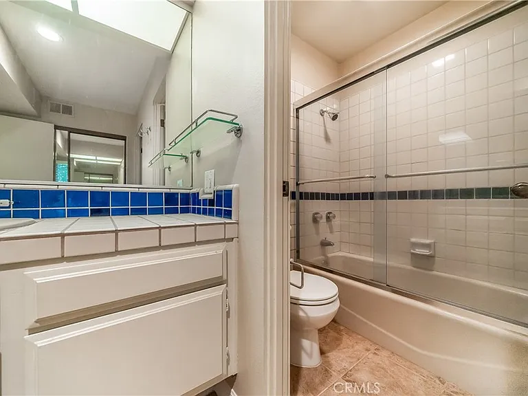 13236 Valleyheart Dr #102 — Photo 19
