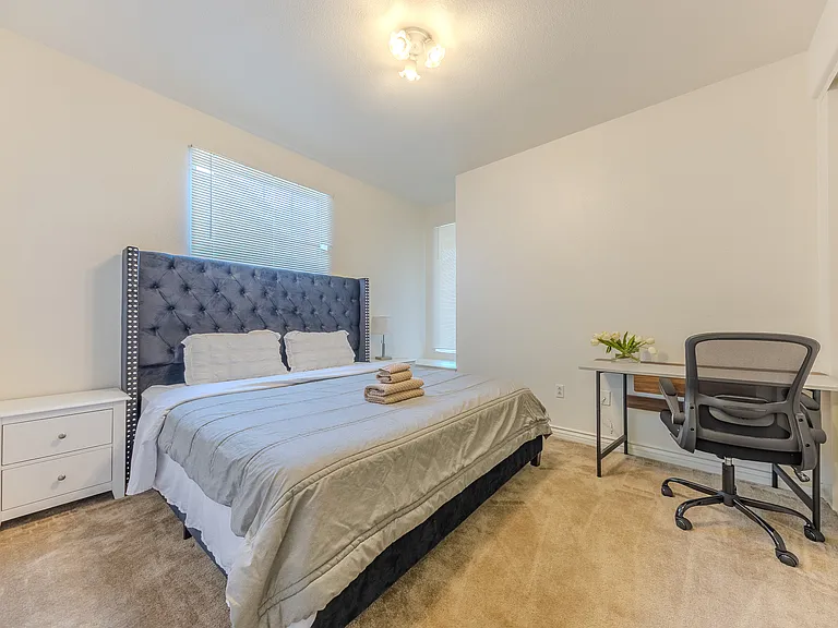 3012 Cordova Ct — Photo 33