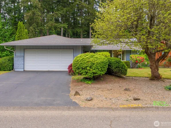 3105 SE Summer Place, Port Orchard, WA 98366