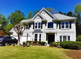 2201 Foxboro Ln, Dunwoody, GA 30360