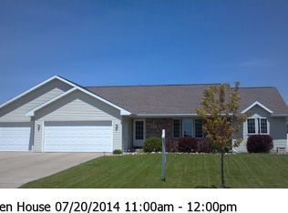 2251 Kaylee Cir, Green Bay, WI 54311 | MLS #50285489 | Zillow