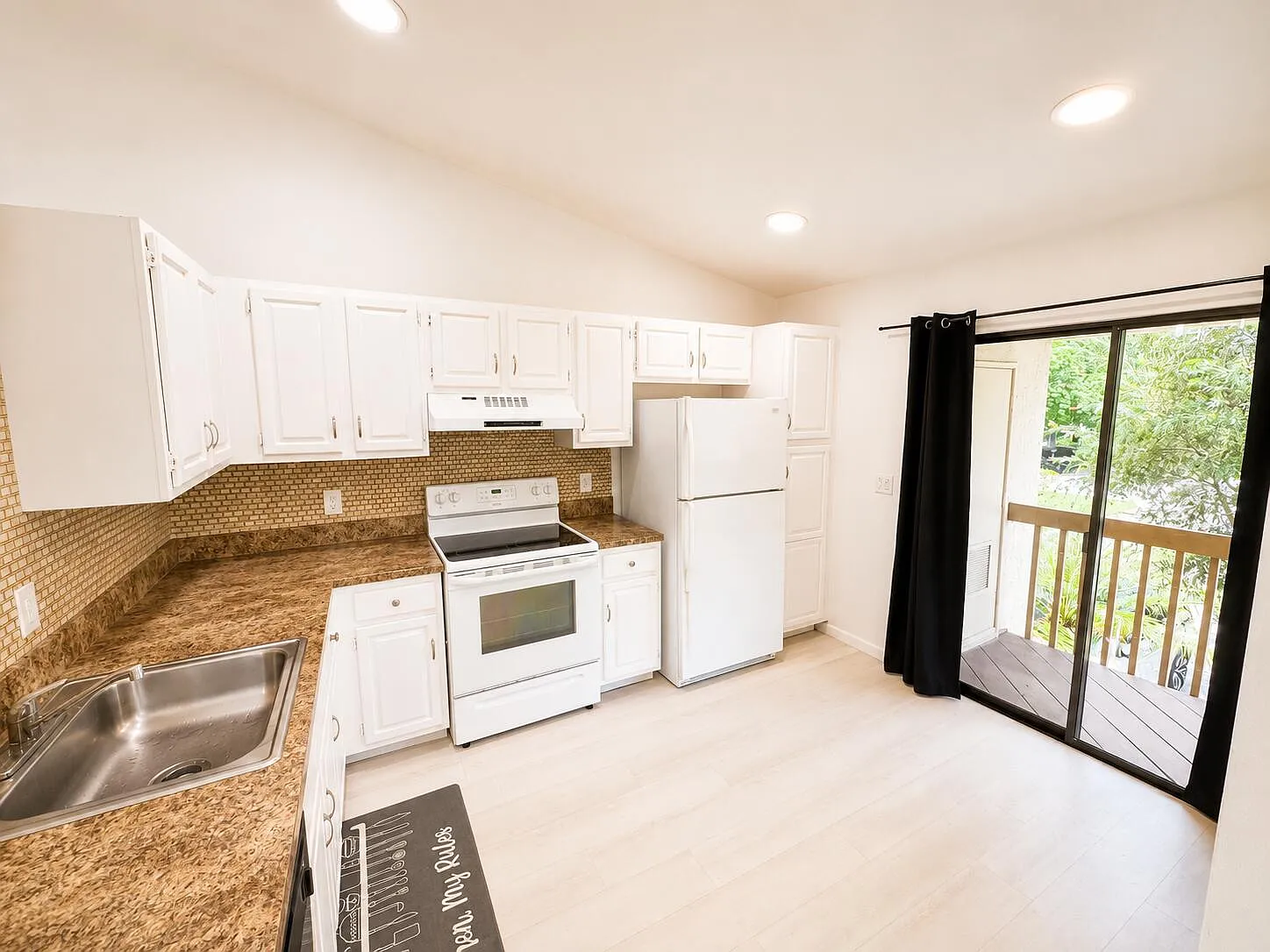 2 bed, 2.0 bath, 1180 sqft, $2,250 — Photo 3