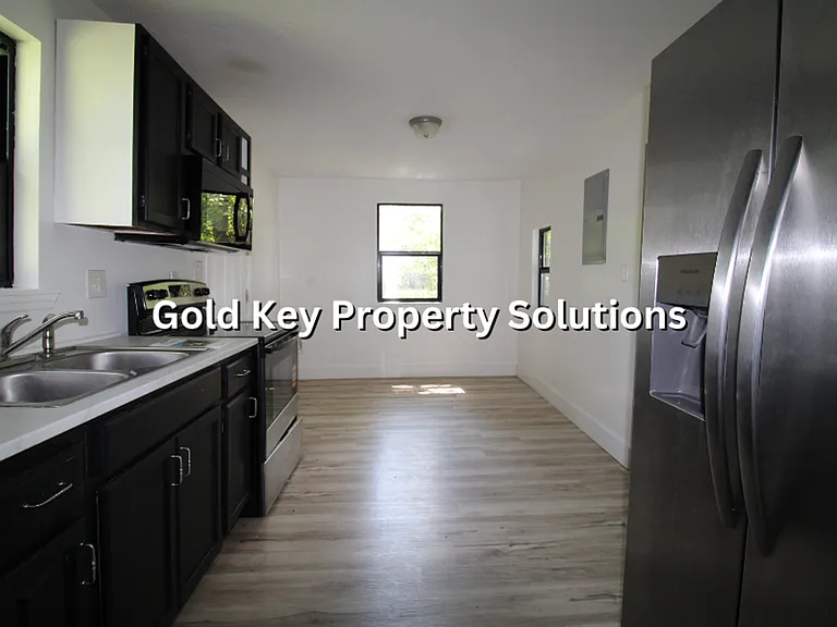 1512 Locust St — Photo 12