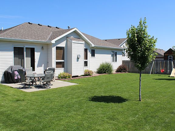 2nd image of 1839 Kennedy Dr