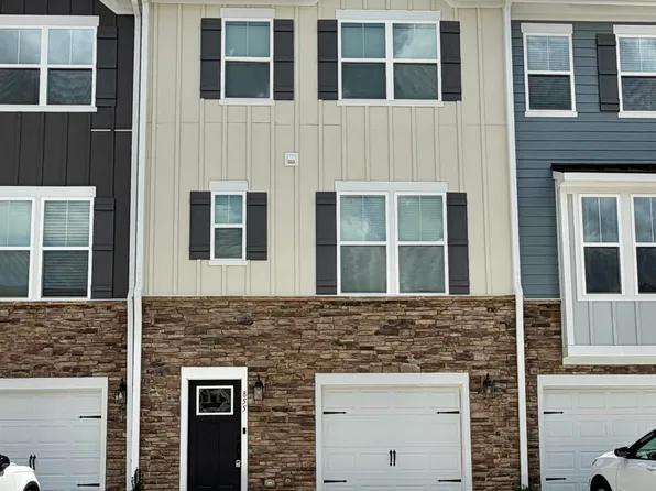 855 Parc Townes Drive, Wendell, NC 27591
