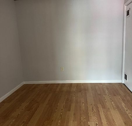 4th image of 59 Broadway