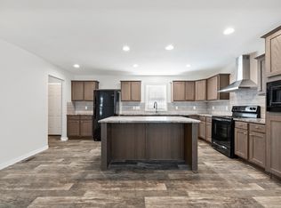 11429 Harbor Cv #94, Fenton, MI 48430