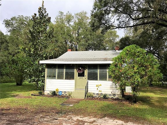 2nd image of 219 Griffin View Dr