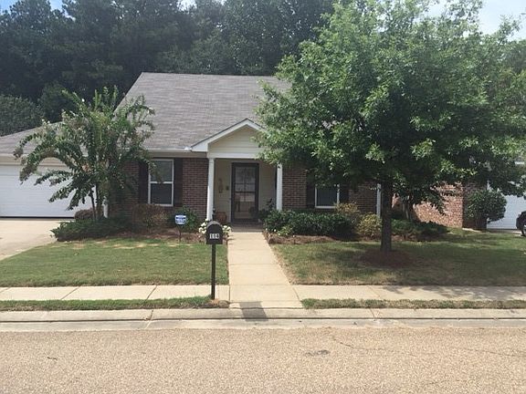 4th image of 114 Basswood Cir