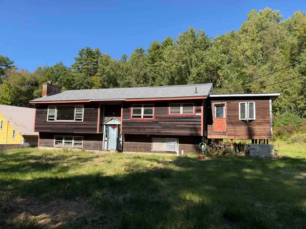 1259 Connecticut River Road, Hartford, VT 05001