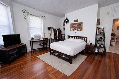 1st image of 64 Hemenway St APT 20