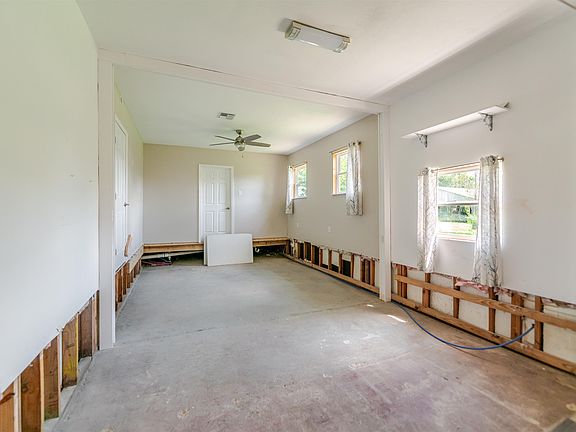 2nd image of 1168 Bayou Blue Rd