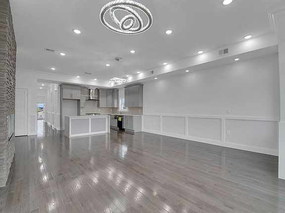 5th image of 5 Holmes Ave #B