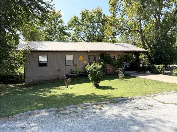 100 E Jay Ave, Harrison, AR 72601