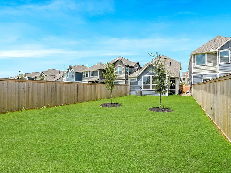 12754 Grayson County Dr — Photo 30