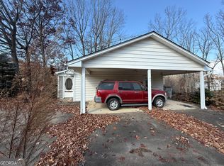 4003 Warren Rd, Flowery Branch, GA 30542