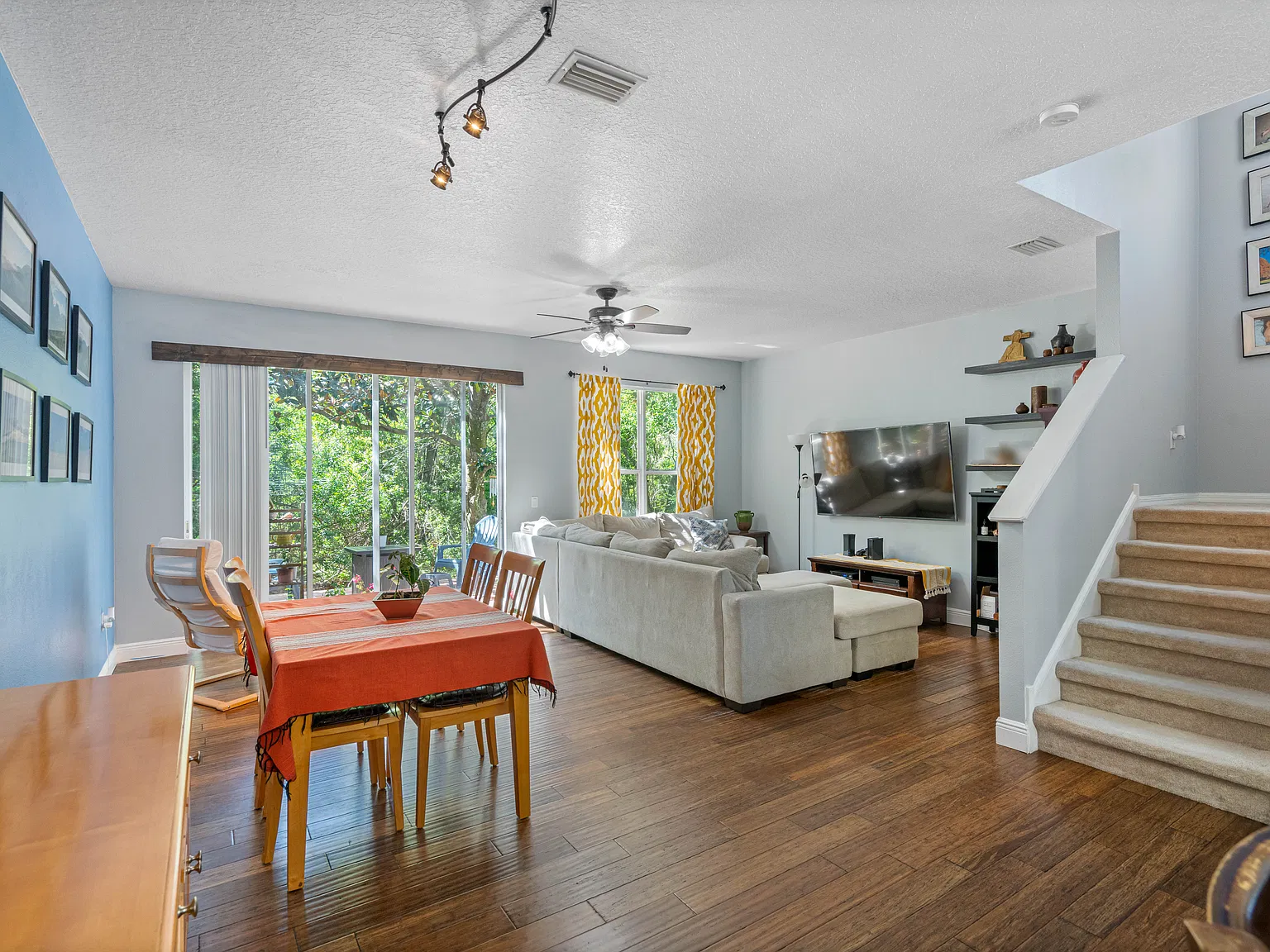 14009 Christie Dr — Photo 2