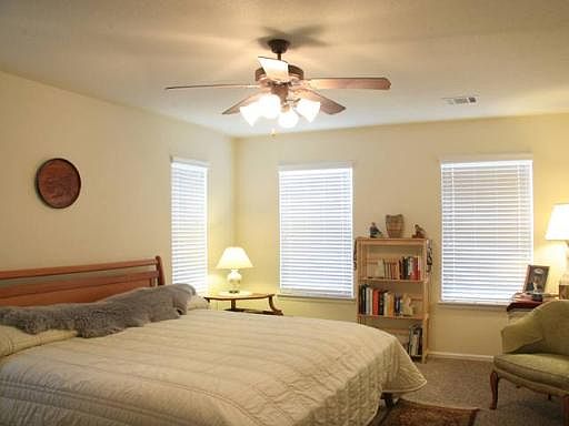 5th image of 2518 Grayson Way #2518