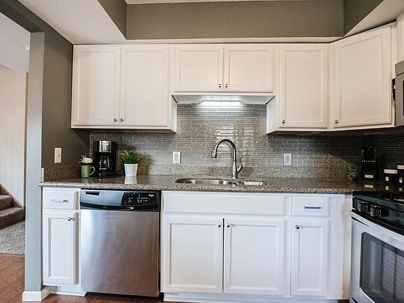 5th image of 14 Walden St