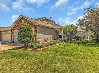 2219 Sandcastle Dr, Dyer, IN 46311