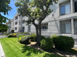 1051 Justin Ave, Glendale, CA 91201