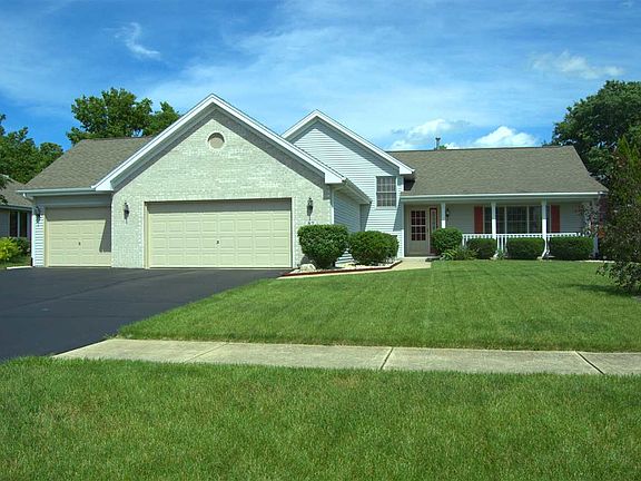 2nd image of 87 Autumnwood Dr