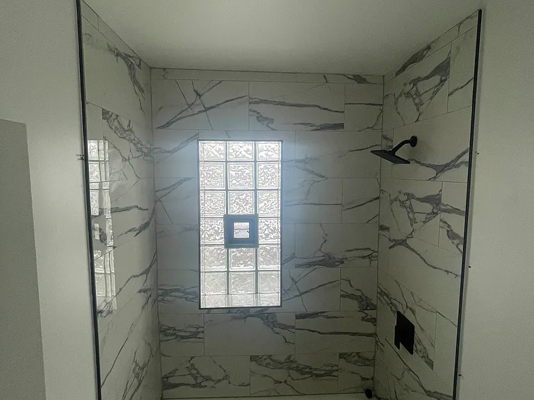 2385 Washington St #4 — Photo 3