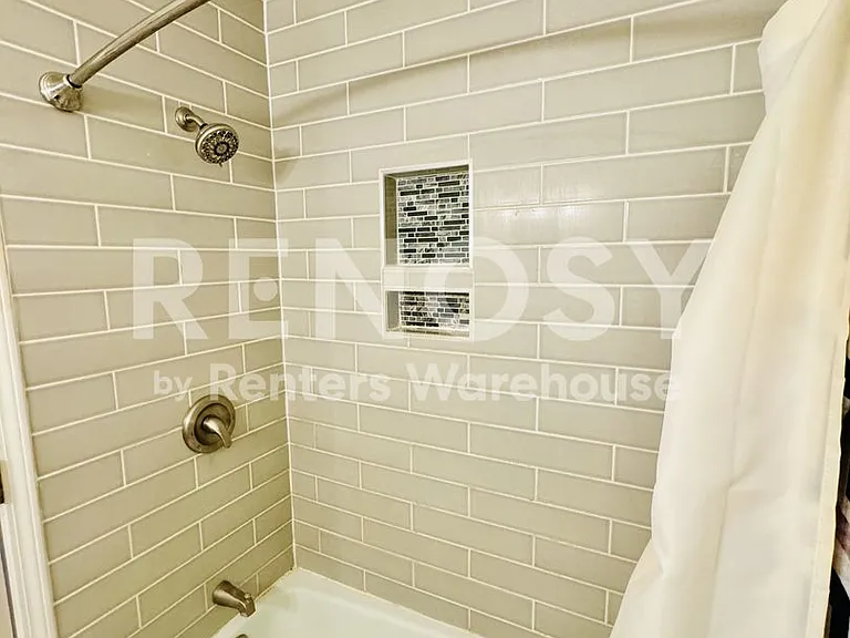 1308 Landmark Trl S — Photo 11