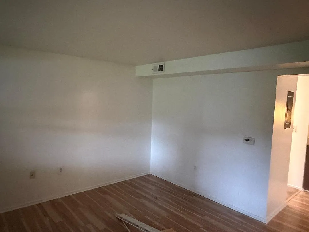 2 bed, $950 — Photo 4