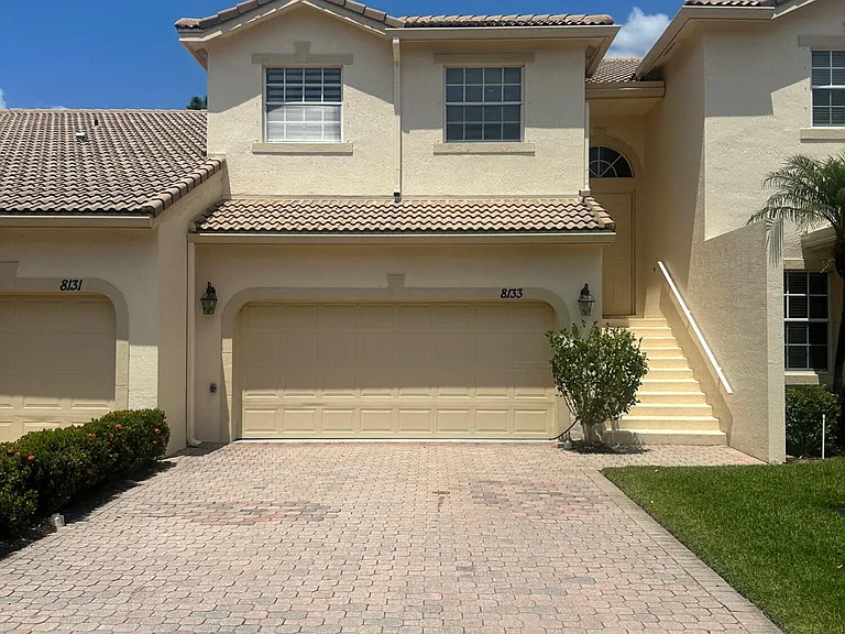 8133 Mulligan Cir — Photo 30