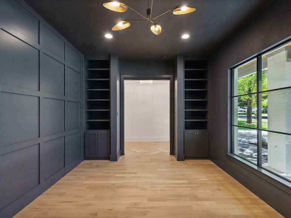 1st image of 3851 Davila Dr
