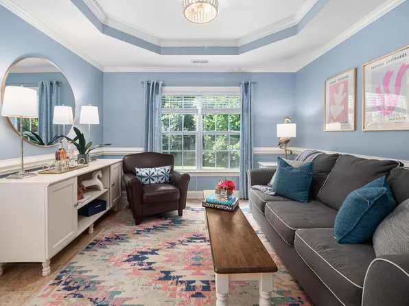 413 Braxman Ln, Holly Springs, NC 27540