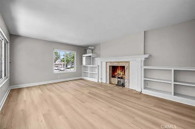 4 Hickory Tree Ln — Photo 5