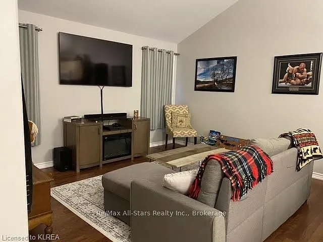 24 Beall St — Photo 2