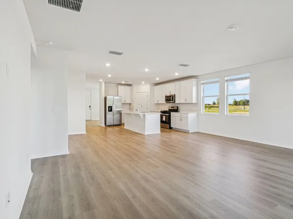 2881 Wild Olive Dr, Saint Cloud, FL 34772