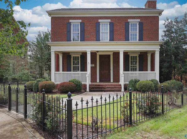 18 Cranston St NW, Huntsville, AL 35806