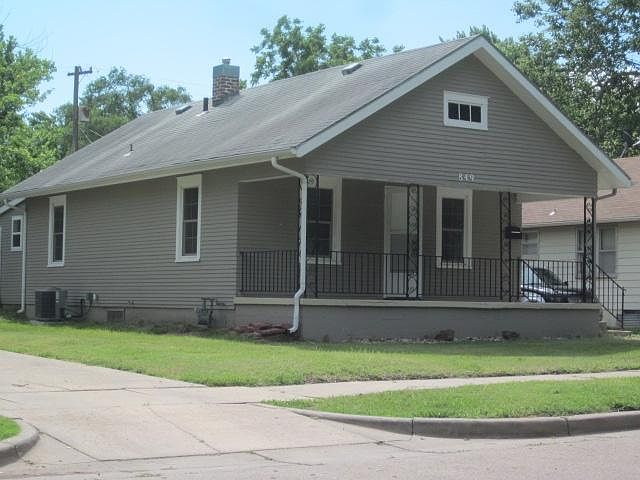 1st image of 849 Sheridan St
