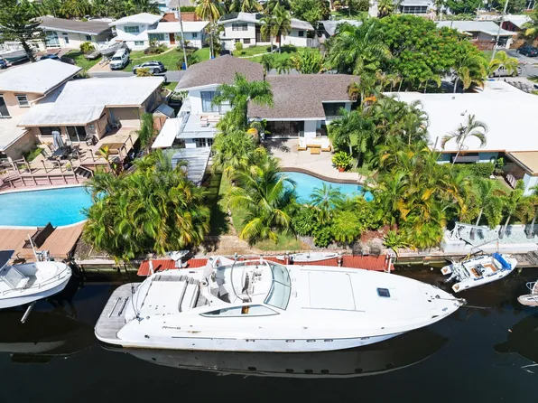 2454 Tortugas Lane, Fort Lauderdale, FL 33312