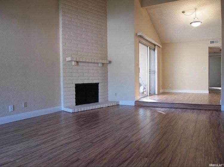 1st image of 1729 Avondale Ave #1731