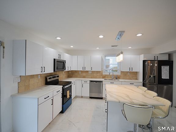 3rd image of 41 Sorensen Rd