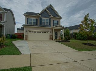 823 Ribbonleaf Ln, Fuquay Varina, NC 27526