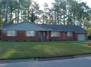 1611 Hardee Rd, Kinston, NC 28504