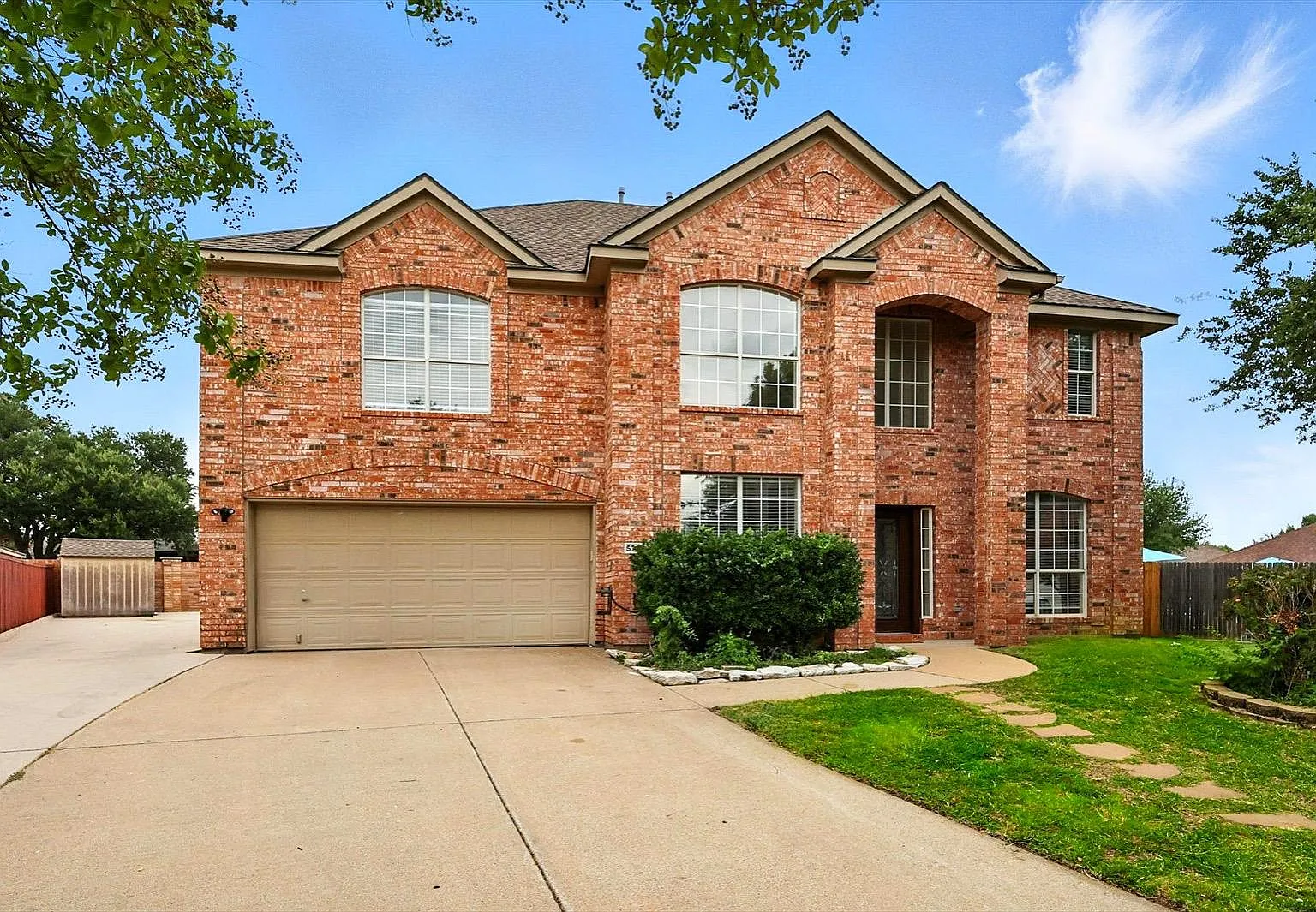 6 bed, 2.5 bath, 3229 sqft, $7,500 — Photo 4