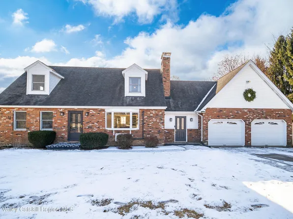 19 Sherwood Drive, Wallkill, NY 12589