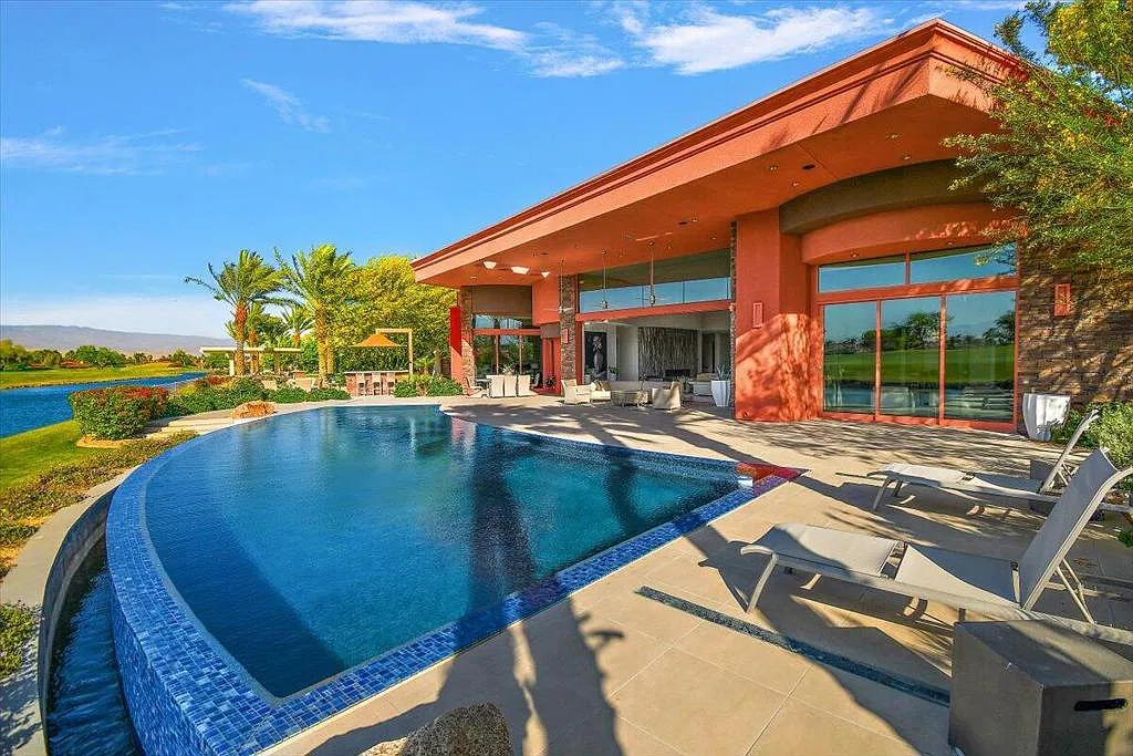 5 bed, 5.5 bath, 6502 sqft, $35,000 — Photo 3