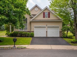 7 Bayard Rd, Somerset, NJ 08873