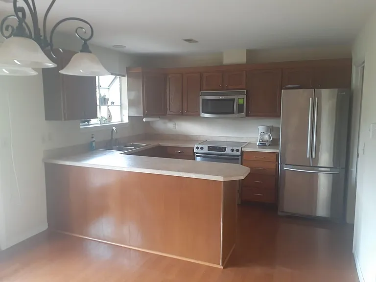 1614 Forest Hills Dr — Photo 8