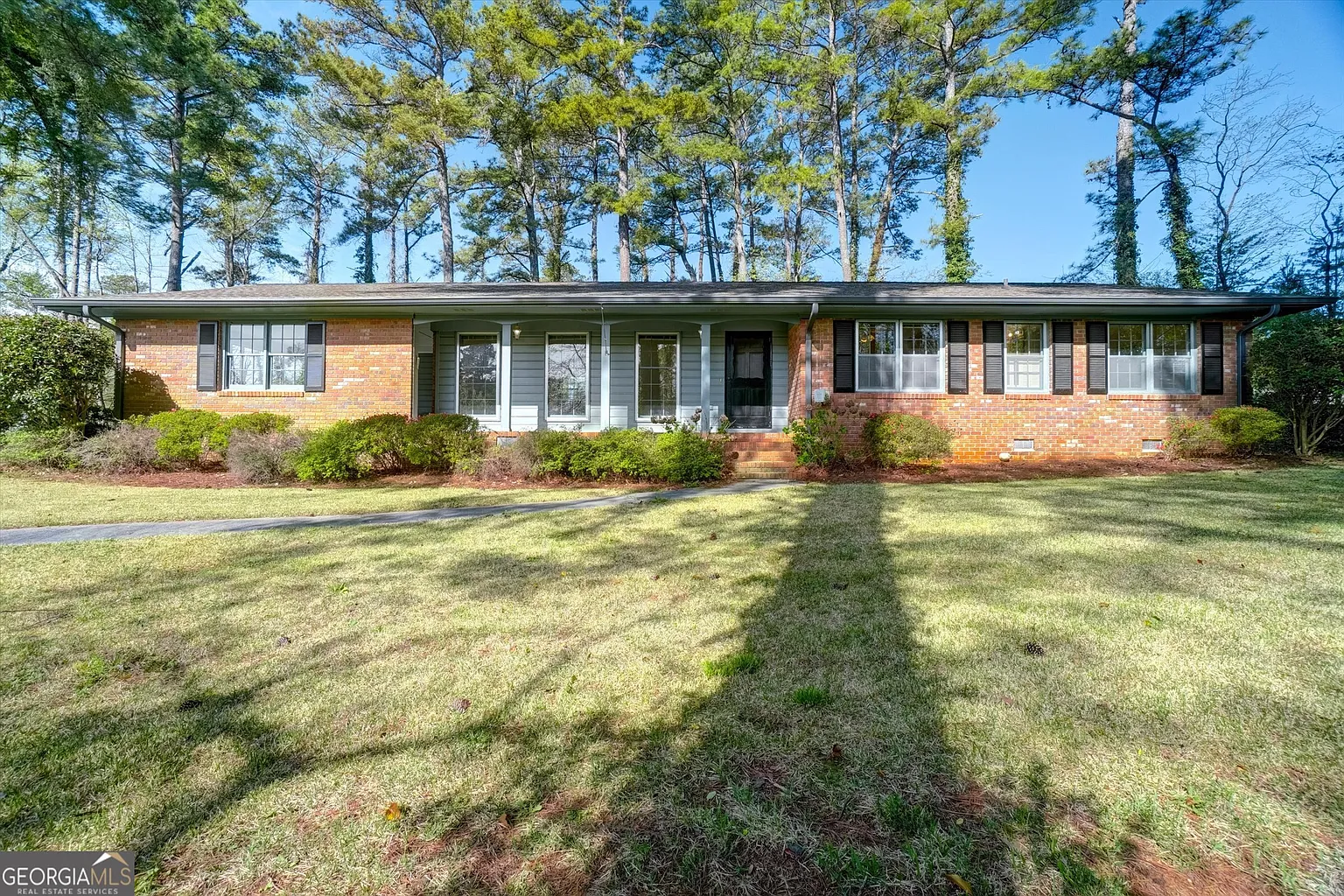 797 Kiowa Dr NE photo 1