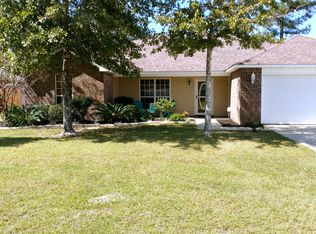 3213 N 8th St, Ocean Springs, MS 39564